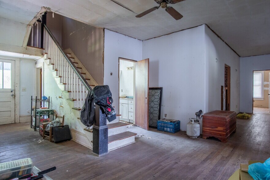 More Photos Of , Kings Mountain Unknown For Sale