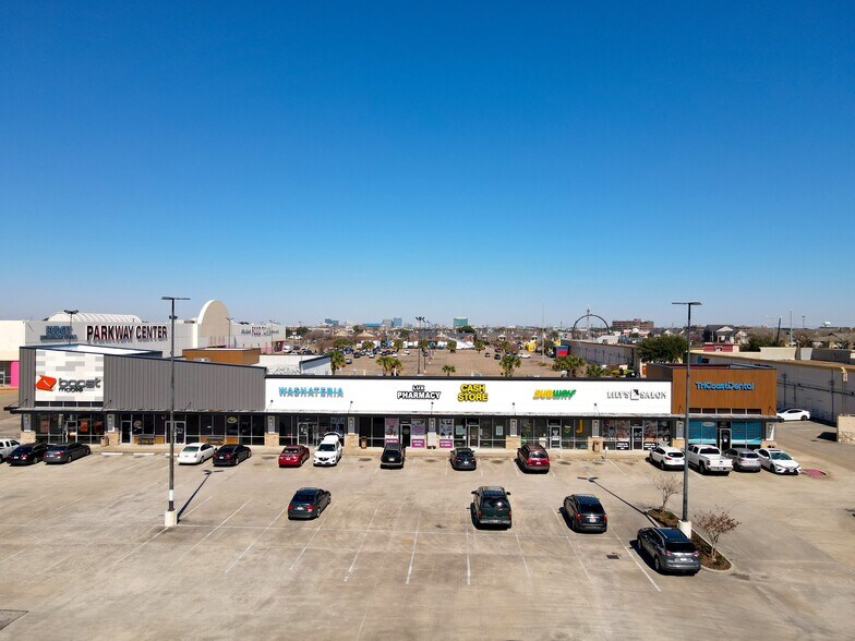 More Photos Of 9404 W Sam Houston Pky S, Houston Storefront Retail Office For Sale
