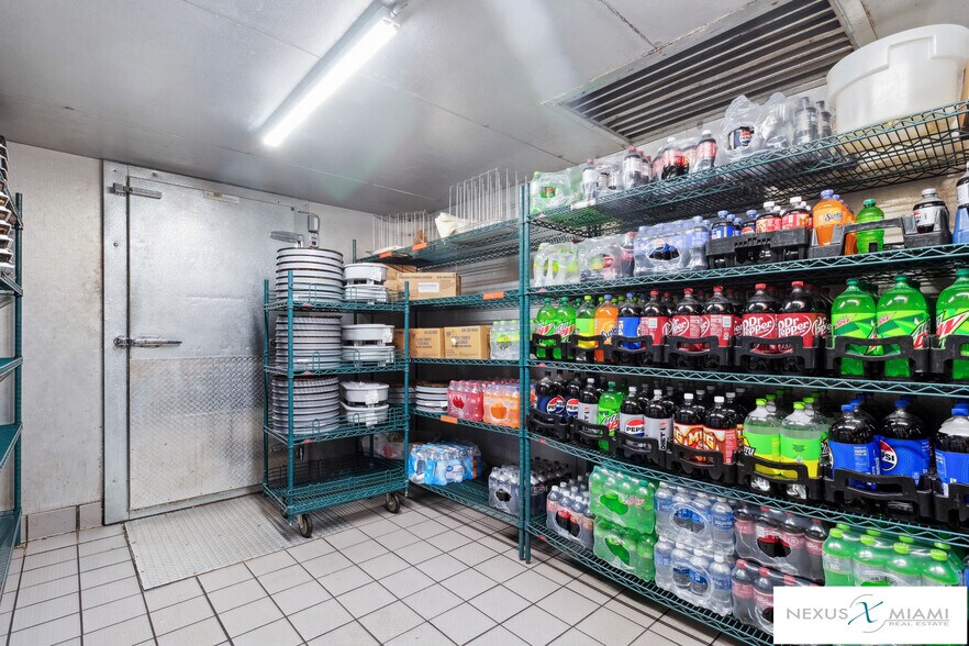 More Photos Of 2185 Post Oak, Marianna Fast Food For Sale