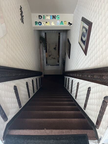 More Photos Of 3287 1/2 M, Washington Restaurant For Sale