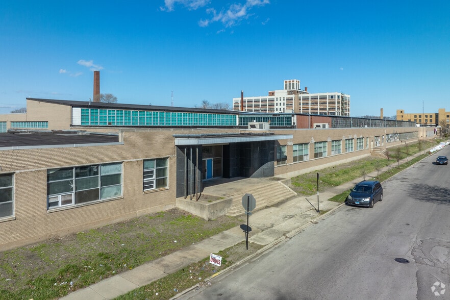 Primary Photo Of 1801-1829 N Monitor Ave, Chicago Manufacturing For Lease