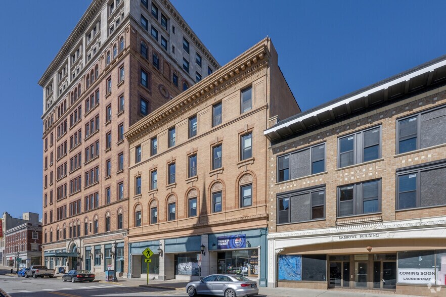 More Photos Of 281 State St, New London Apartments For Lease