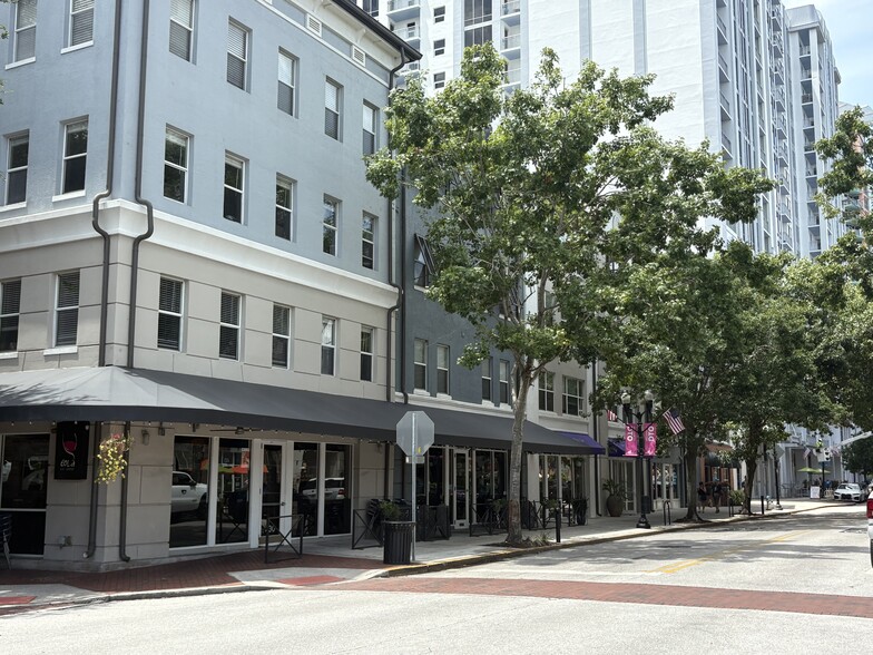 Primary Photo Of 404 -424 E Central Blvd, Orlando Storefront Retail Residential For Lease