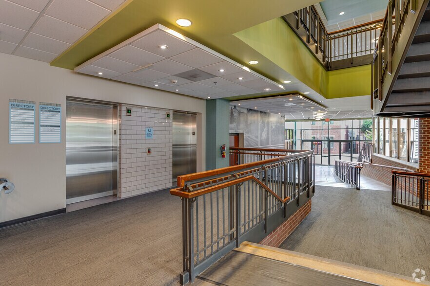 More Photos Of 250 S Main St, Blacksburg Apartments For Lease