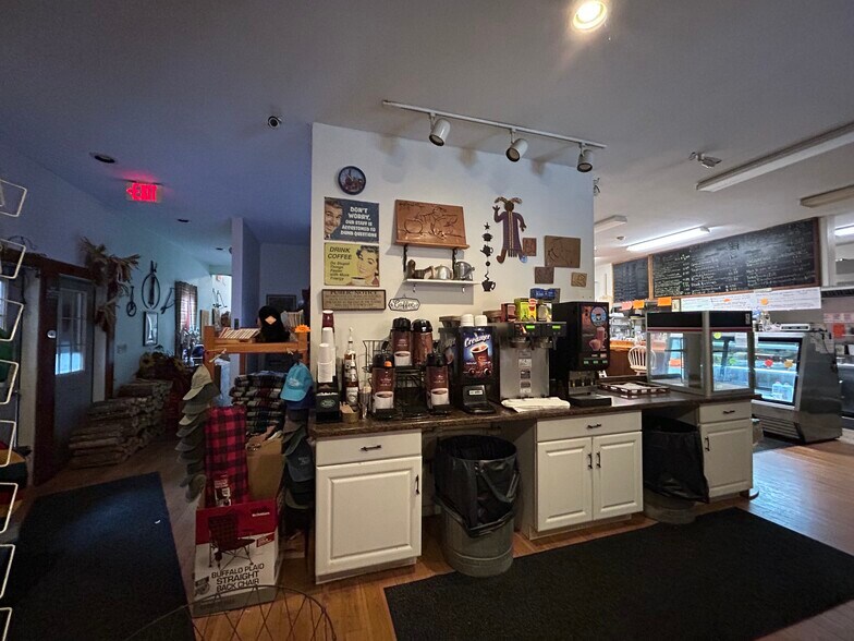 More Photos Of 1279 US-302 Rt, Bartlett General Retail For Sale