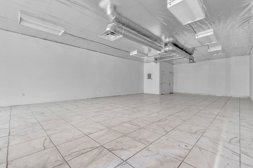 More Photos Of 1200-1210 Stewart Ave, Las Vegas Unknown For Lease