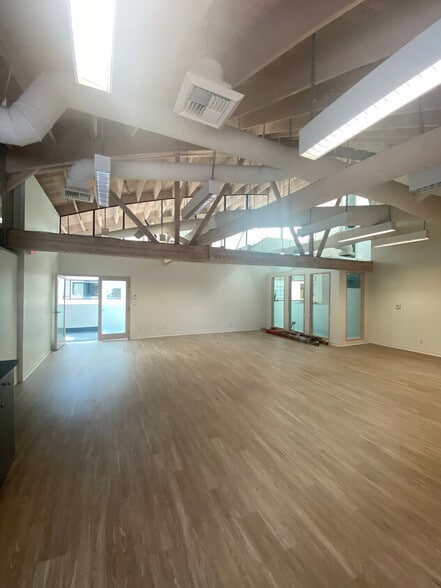 More Photos Of 201 Wilshire Blvd, Santa Monica Loft Creative Space For Lease