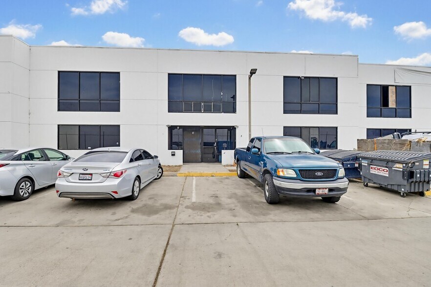 More Photos Of 2345 Via Segundo, San Ysidro Manufacturing For Sale