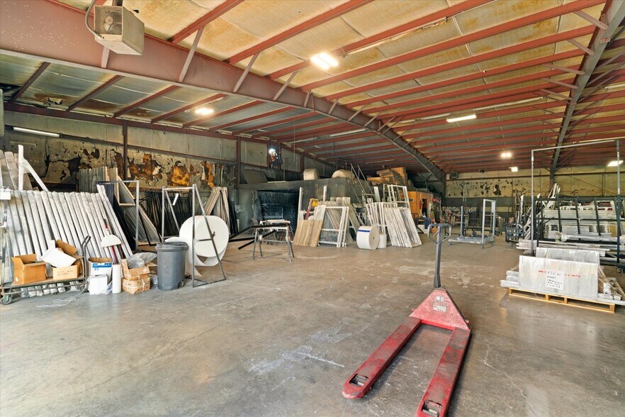 More Photos Of 3744 Lake Katherine Rd, Tunnel Hill Warehouse For Sale