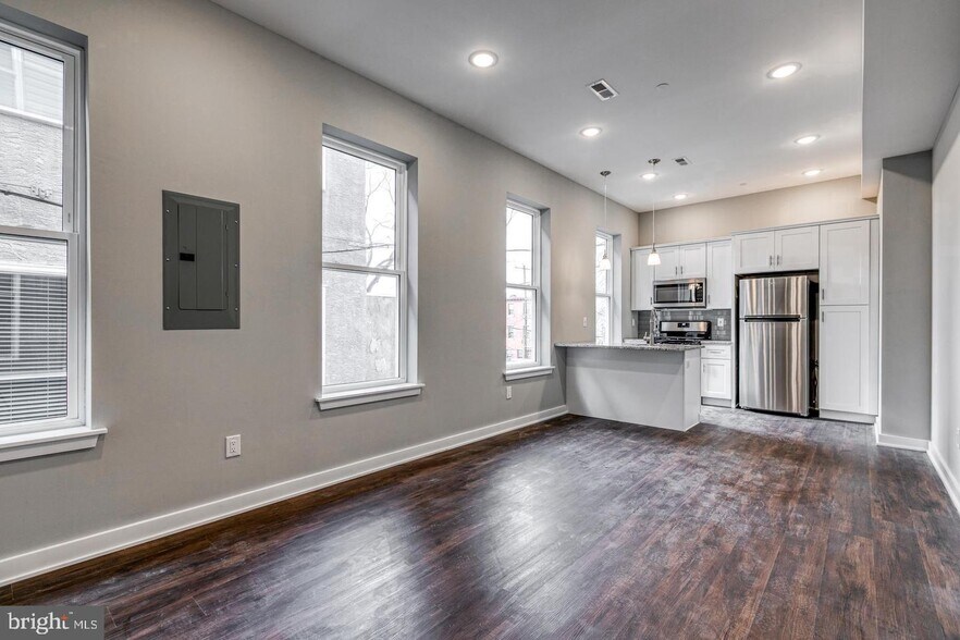 More Photos Of 1316 S Broad St, Philadelphia Apartments For Sale