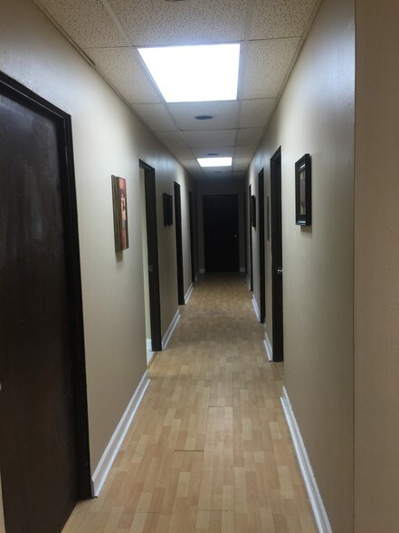 More Photos Of 2555 Lincoln Hwy, Olympia Fields Medical For Lease
