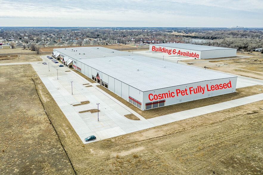 More Photos Of 1315 W MacArthur Rd, Wichita Warehouse For Lease