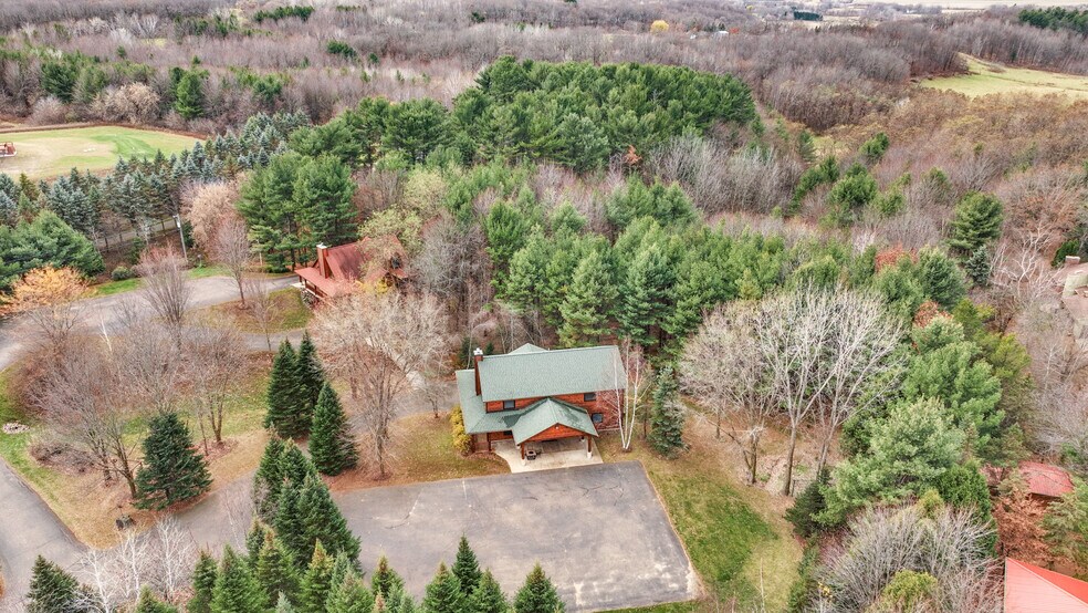 More Photos Of 18061 County Highway OO, Chippewa Falls Flex For Sale