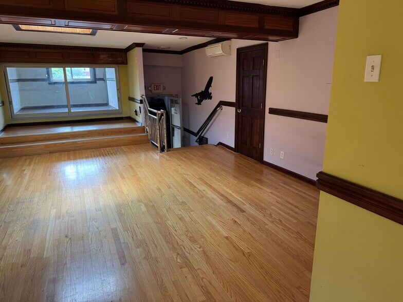 More Photos Of 2467-2469 Arthur Ave, Bronx Storefront For Lease