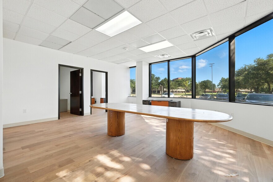 More Photos Of 1100 W Campbell Rd, Richardson Office For Lease
