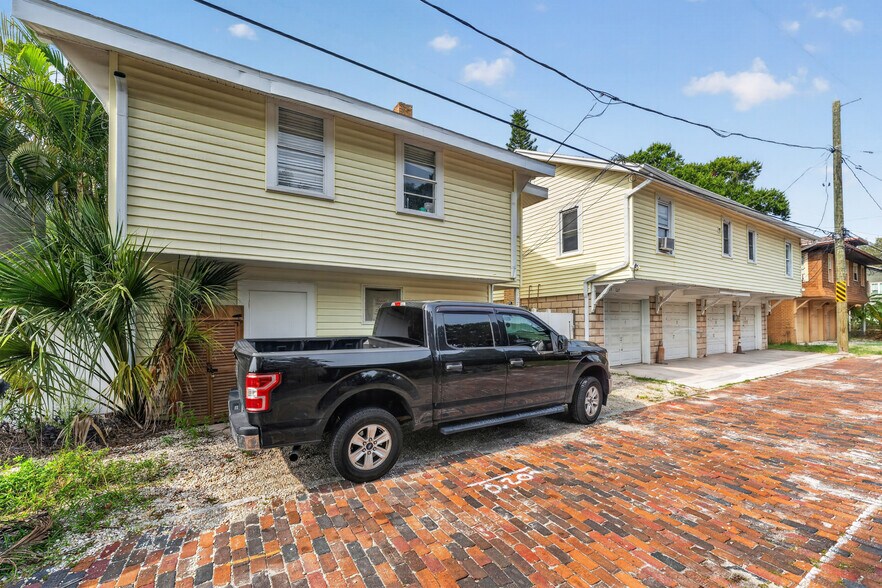 More Photos Of 135 7th Ave NE, Saint Petersburg Apartments For Sale