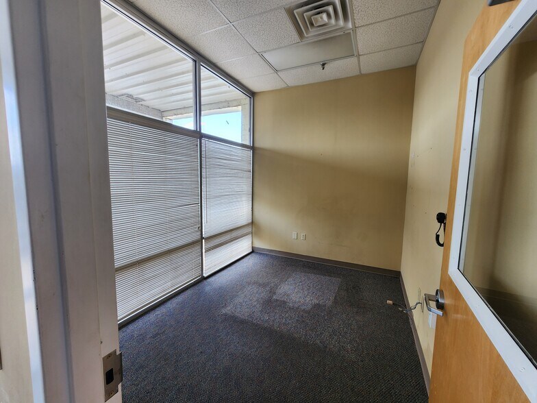 More Photos Of 1301-1349 W Floyd Baker Blvd, Gaffney Unknown For Lease