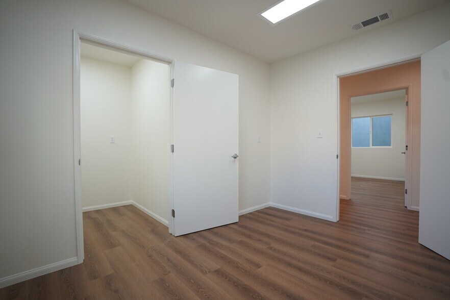 More Photos Of 731 W Emerson Ave, Monterey Park Office Residential For Lease