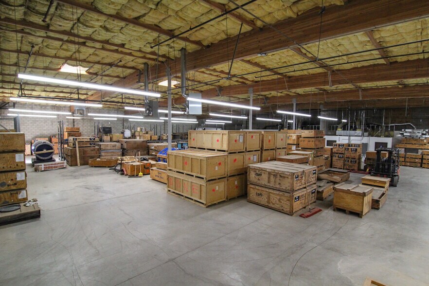 More Photos Of 45440 Trevor Ave, Lancaster Warehouse For Sale