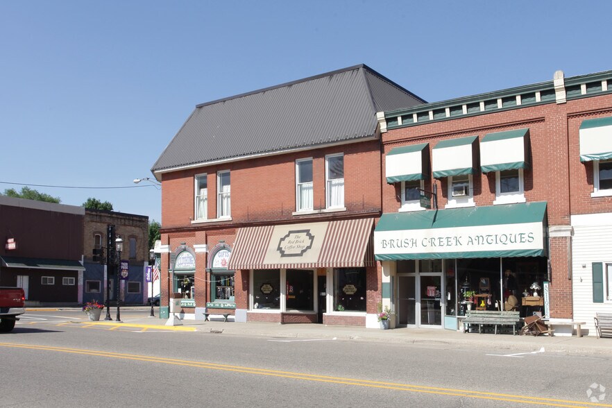 More Photos Of 105 N Paw Paw St, Lawrence Storefront For Sale
