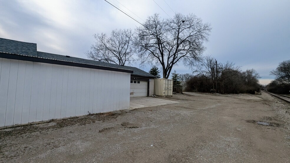 More Photos Of 3619 Church St, Newtown Warehouse For Lease