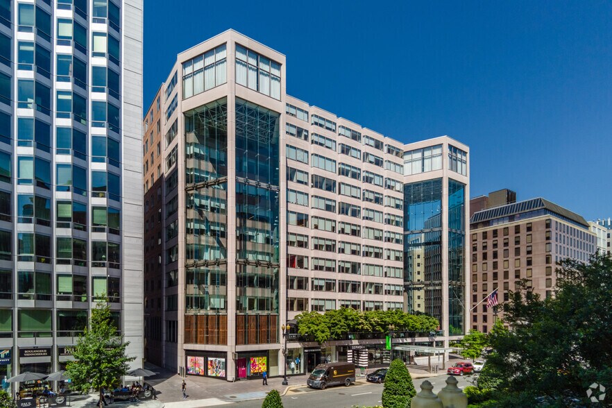 More Photos Of 1050 Connecticut Ave NW, Washington Office For Lease