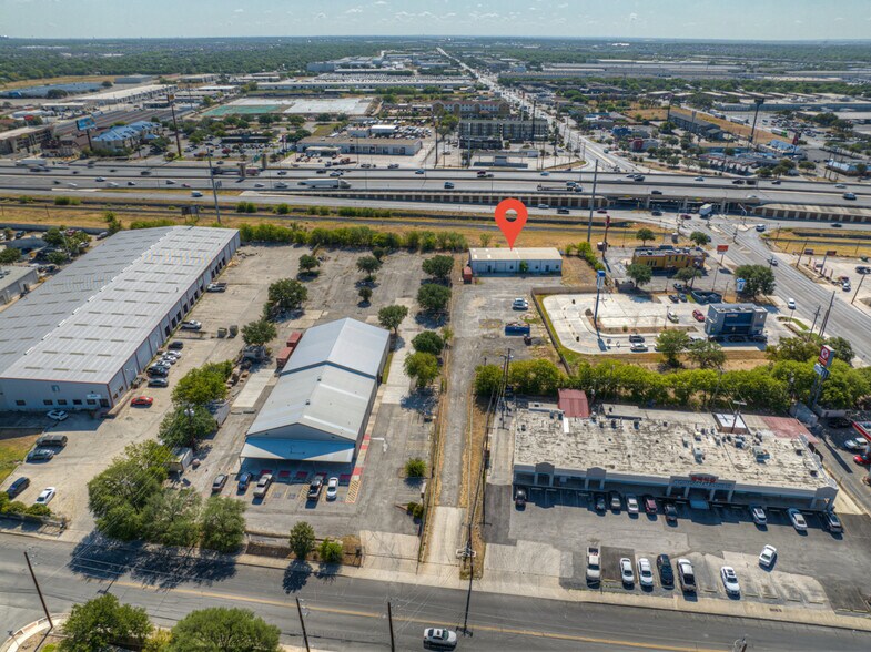 More Photos Of 6226 Fairdale Dr, San Antonio Warehouse For Lease
