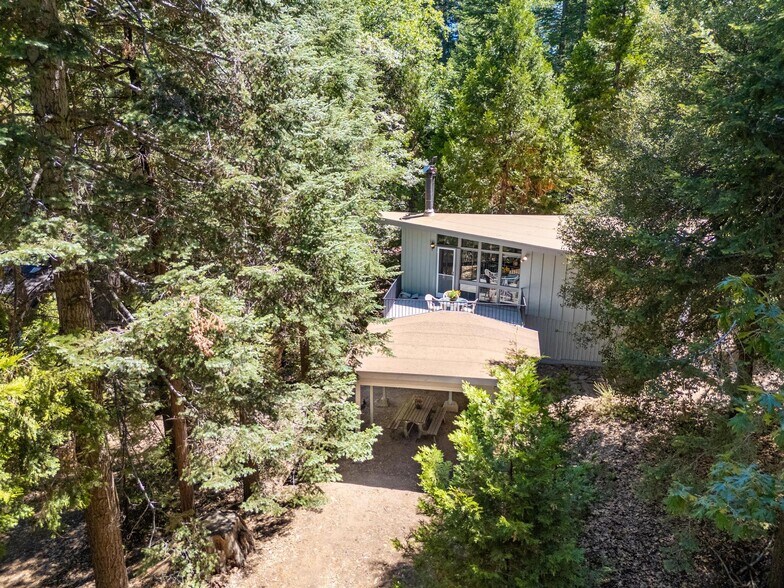 More Photos Of 32753 Birch Hill Rd, Palomar Mountain Freestanding For Sale