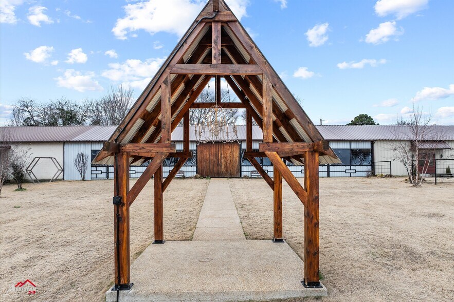 More Photos Of 159 Lonesome Pine Rd, Longview Lodge Meeting Hall For Sale