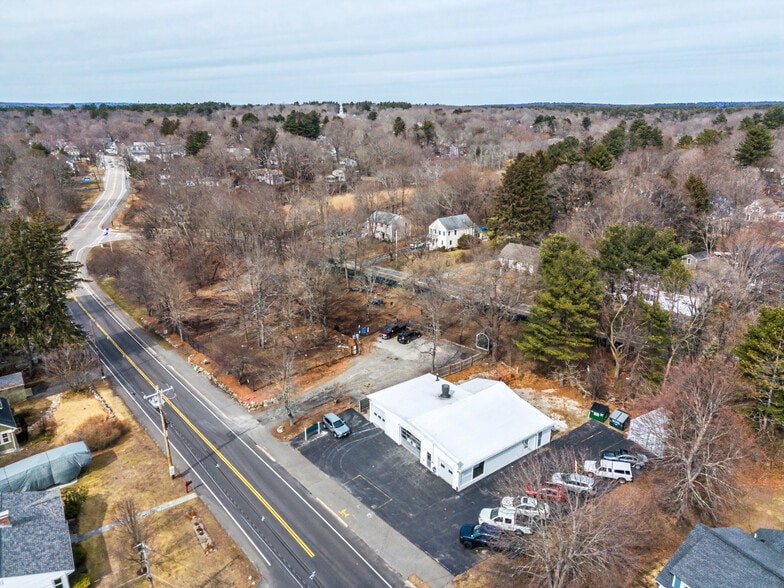 More Photos Of 298 Village St, Medway Warehouse For Sale