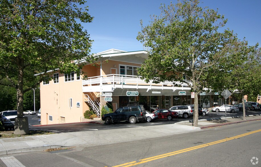 More Photos Of 23 Orinda Way, Orinda Office For Lease