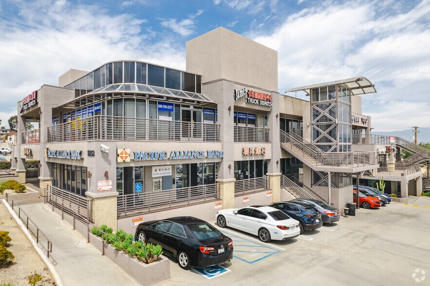 Primary Photo Of 18253 Colima Rd, Rowland Heights Storefront Retail Office For Lease