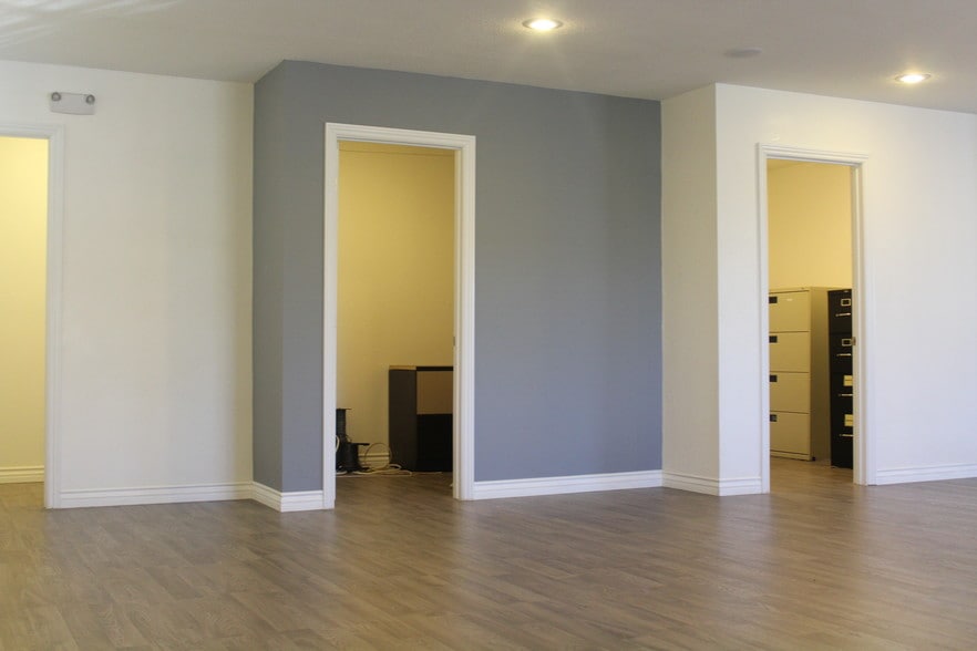 More Photos Of 703 S 10th St, Las Vegas Medical For Sale