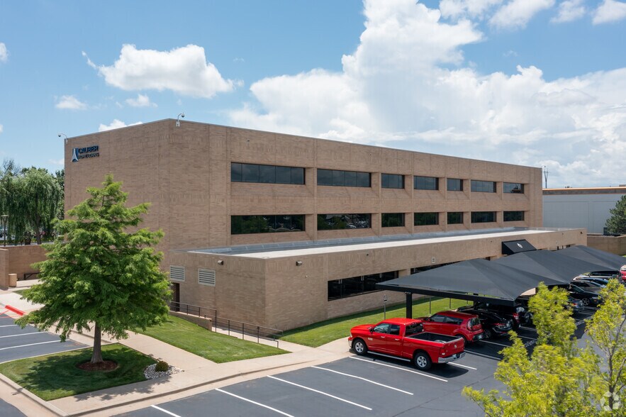 More Photos Of 13801 Wireless Way, Oklahoma City Office For Lease