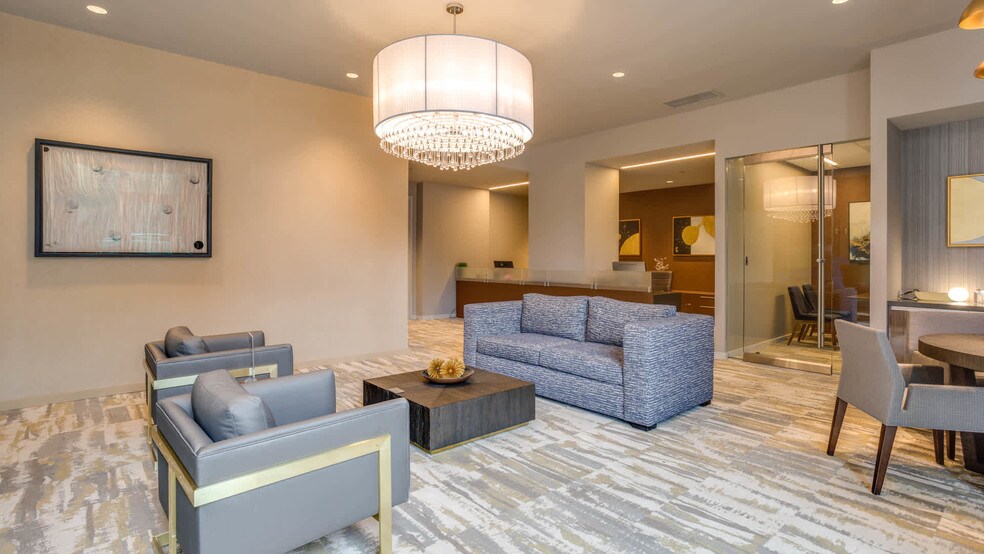 More Photos Of 901 N Nelson St, Arlington Apartments For Lease