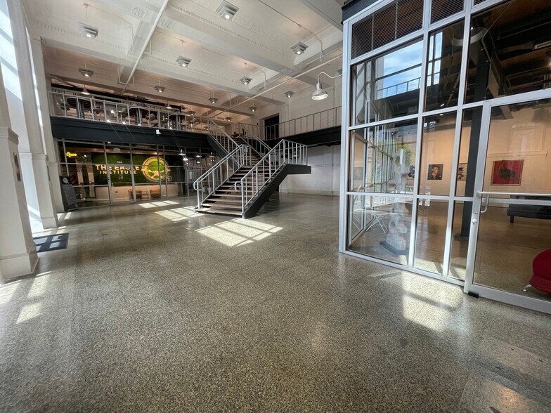 More Photos Of 39 Dexter Ave, Montgomery Apartments For Lease