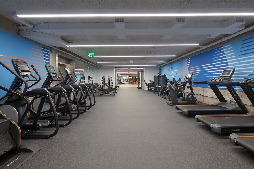 More Photos Of 707 Wilshire Blvd, Los Angeles Office For Lease