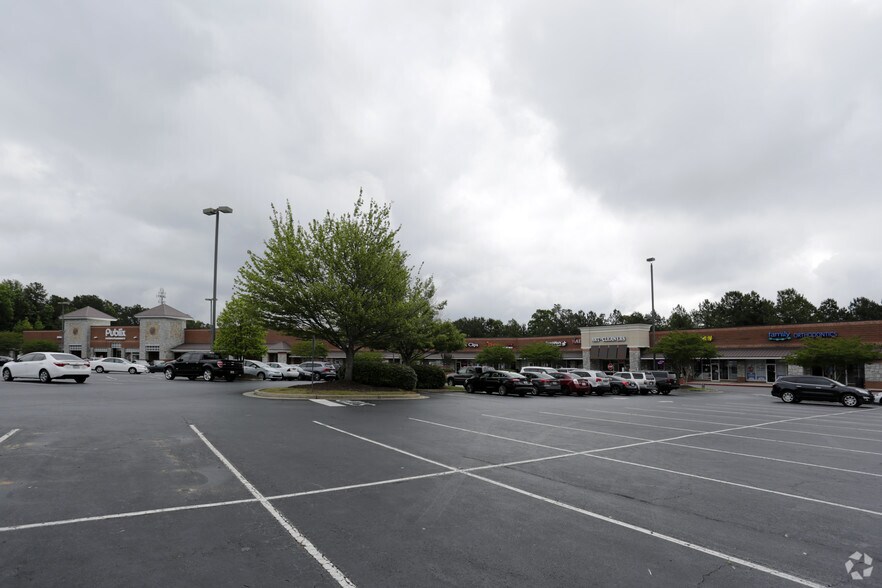 More Photos Of 2463 Hamilton Mill Pky, Dacula General Retail For Sale