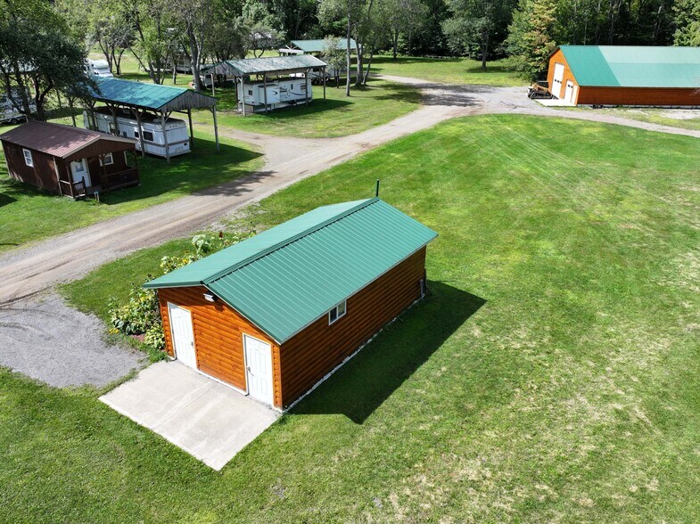 More Photos Of 1131 Comins Rd, Redfield Trailer Camper Park For Sale