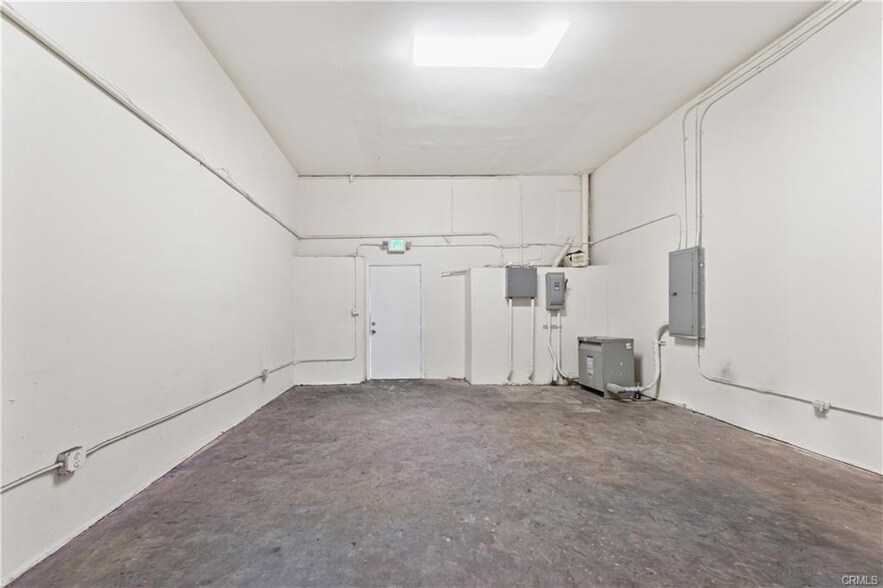 More Photos Of 6412 Whittier Blvd, East Los Angeles Storefront Retail Residential For Sale