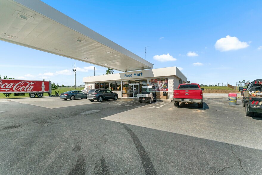 More Photos Of 26127 GA Highway 57 S, Metter Service Station For Sale