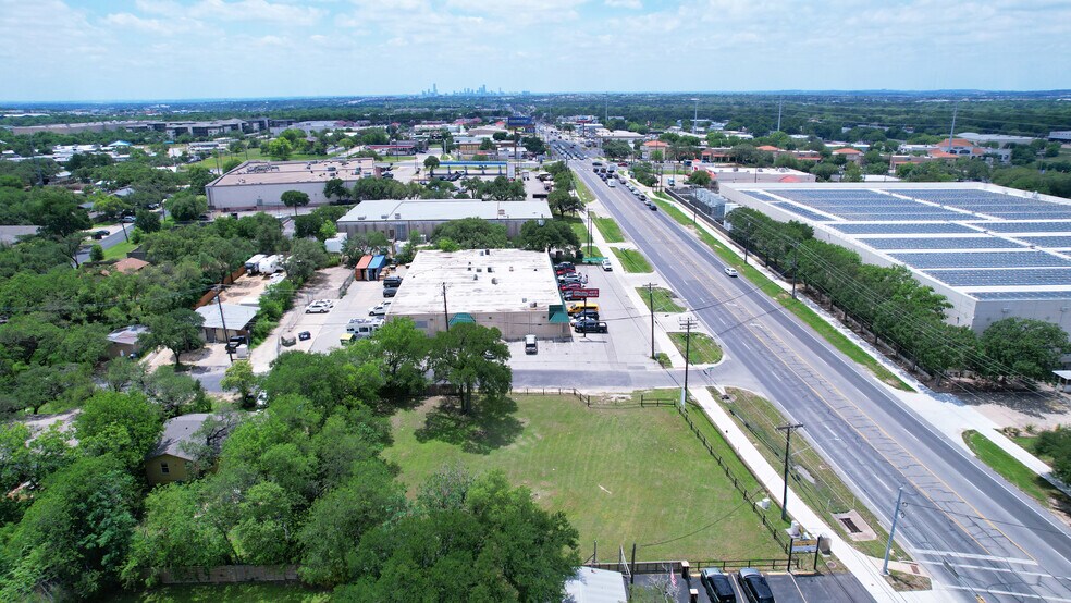 More Photos Of 700 W Scurry St, Austin Land For Sale