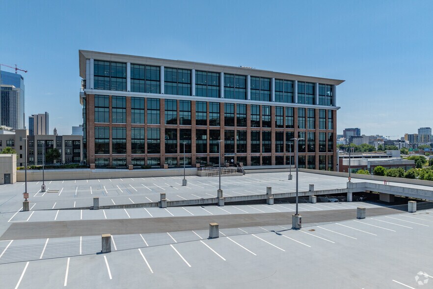 More Photos Of 1015 Nelson Merry St, Nashville Unknown For Sale