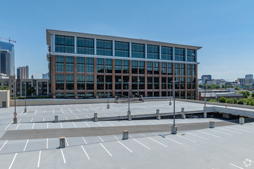 More Photos Of 500 11th Ave N, Nashville Office Residential For Lease