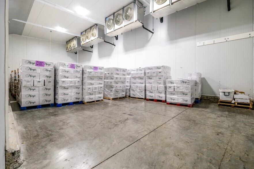 More Photos Of 201 N Harris St, Cordele Refrigeration Cold Storage For Sale