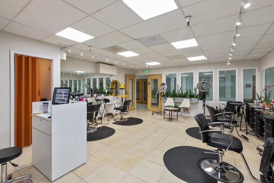 More Photos Of 1600-1610 Post St, San Francisco Office For Sale