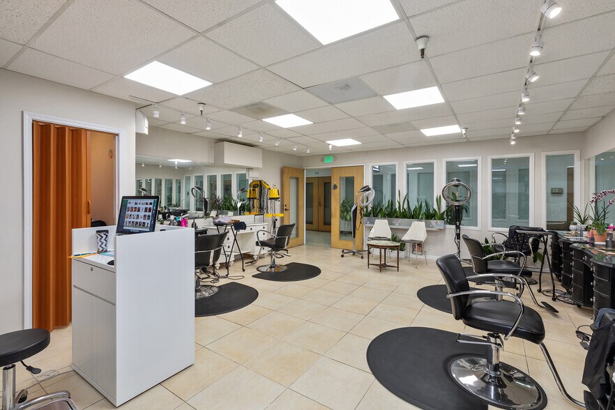 More Photos Of 1610 Post St, San Francisco Office For Sale