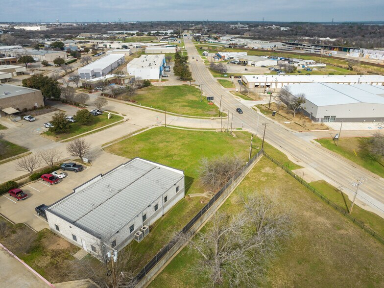 More Photos Of 802 Office Park Cir, Lewisville Land For Sale
