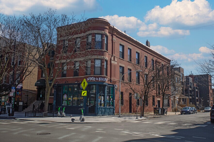 More Photos Of 1659 W Division St, Chicago Storefront Retail Residential For Sale