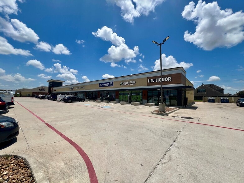 More Photos Of 30543 Kingsland Blvd, Brookshire Storefront Retail Office For Lease